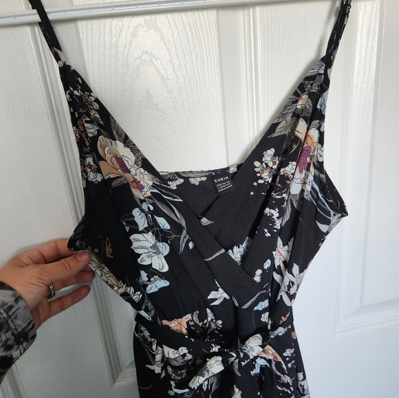 NWOT flowy dress - Picture 3 of 3